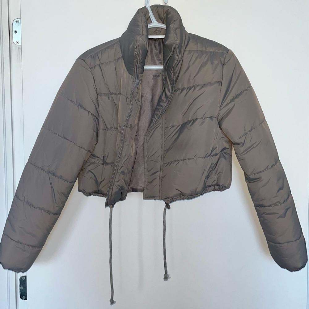 Grey Cropped Puffer - Picture 4 of 5